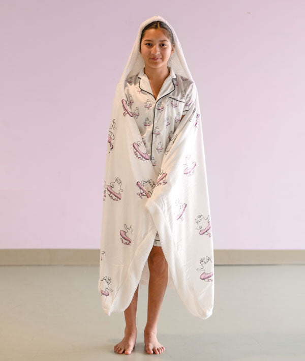 Paw de chat kitty cat hooded blanket for dancers